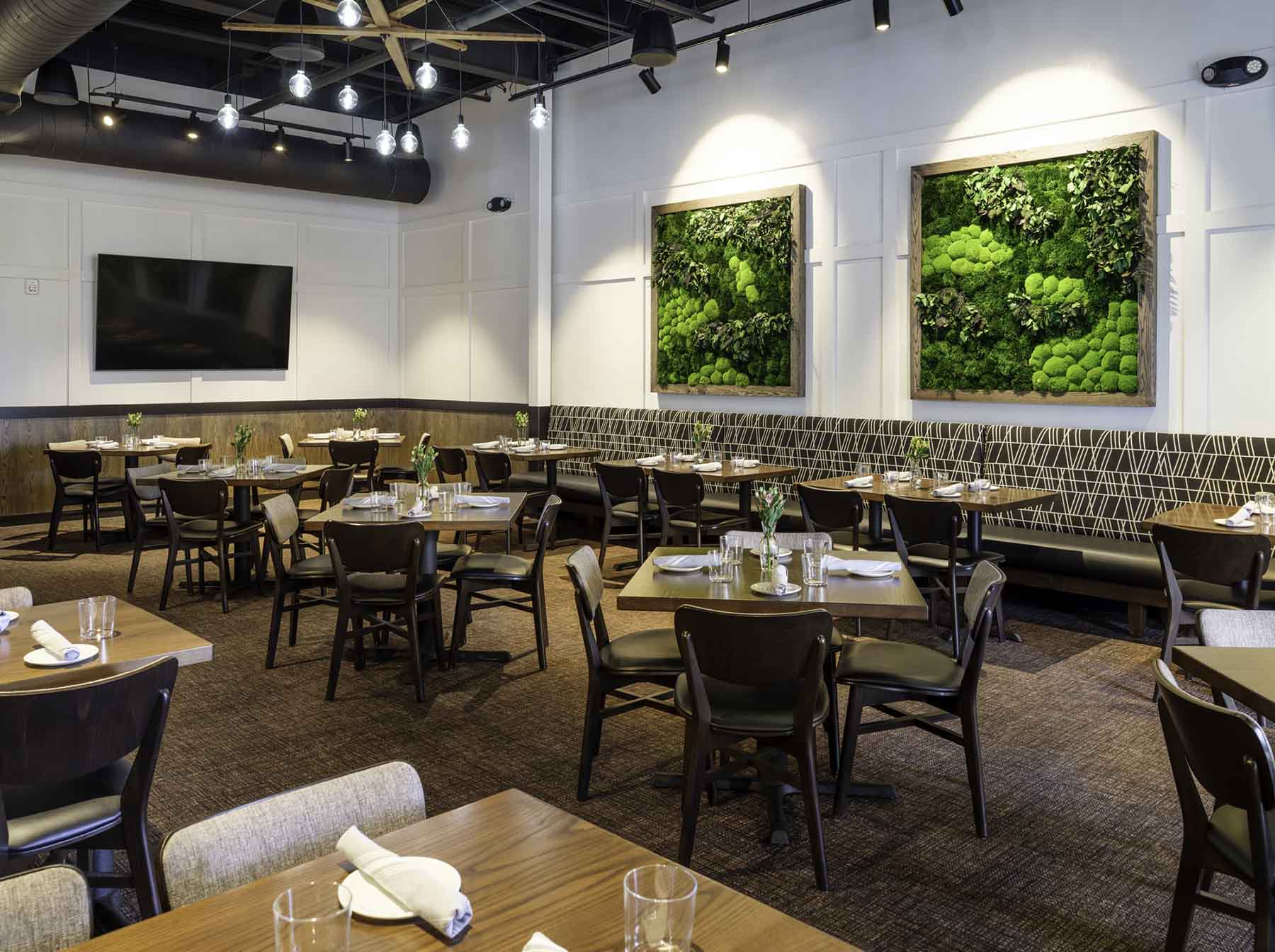 Private dining room at Burtons Grill in Blakeney, NC.